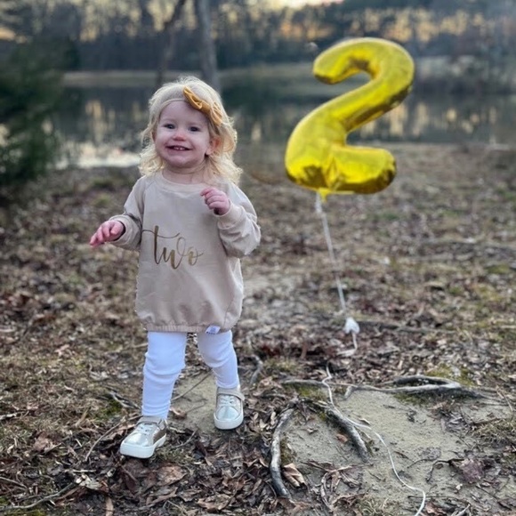 Toddler Girl 2nd Birthday Outfit- Sweatshirt and Leggings Size 18-24 Months - Picture 6 of 6